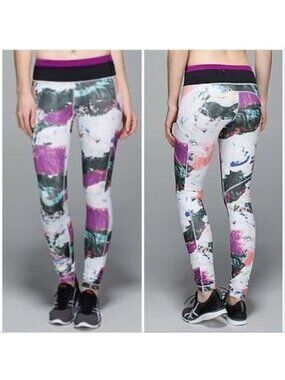 Lululemon Speed Tight III *All Full-On Luxtreme Pigment Wave Multi/Black/Plum